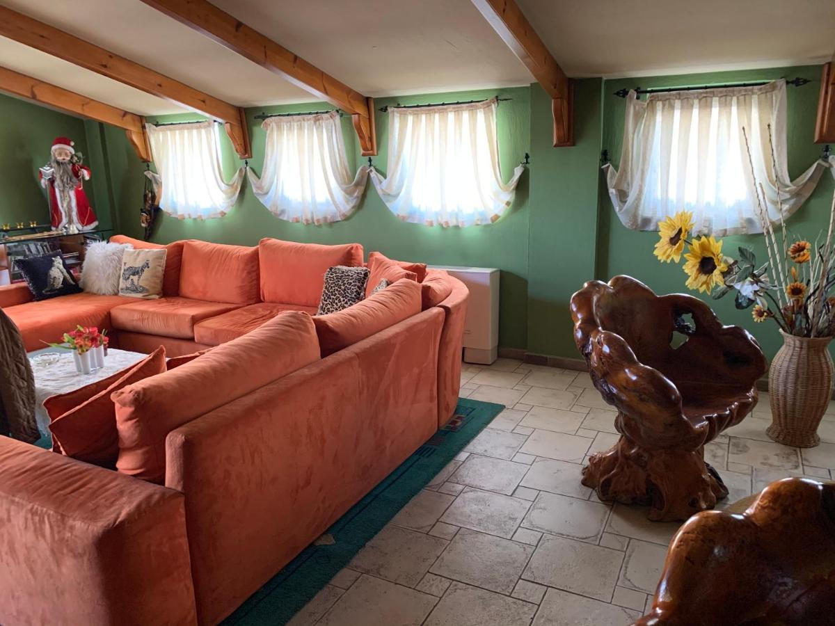 Tirana Apartment B&B ภายนอก รูปภาพ